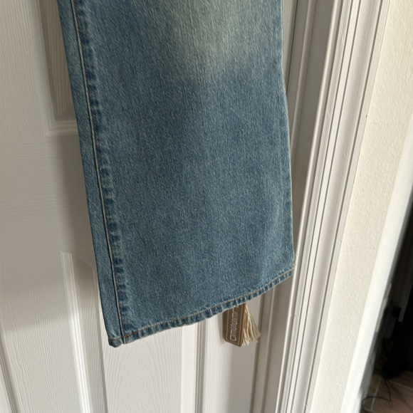 Abercrombie Low Rise Vintage Flare Jean - Picture 3 of 5
